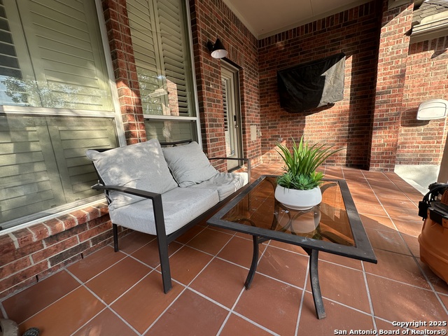 Listing photo id 24 for 23407 Treemont Park