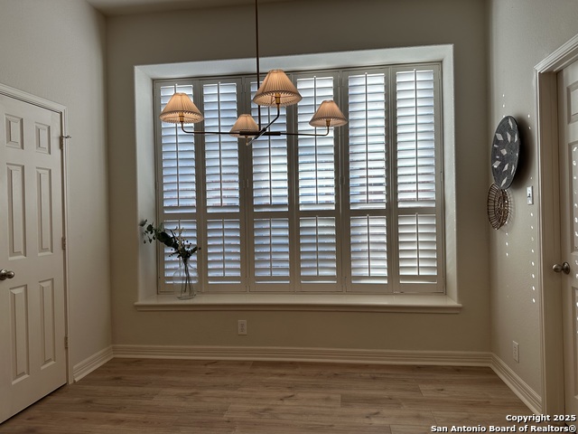 Listing photo id 6 for 23407 Treemont Park