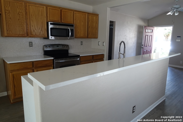 Image 18 of 26 For 13842 Griffin Ridge