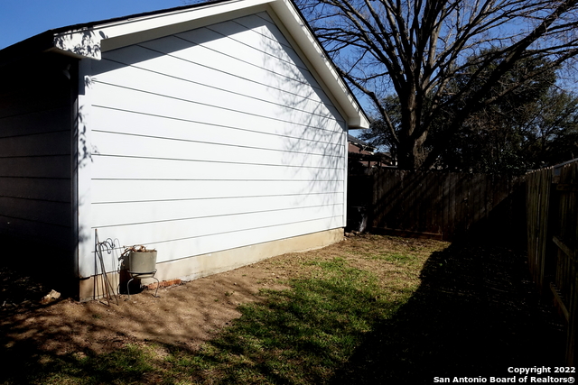 Image 8 of 26 For 13842 Griffin Ridge