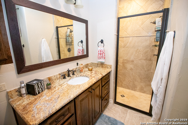 Image 33 of 59 For 30019 Cibolo Trce