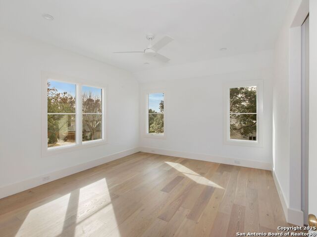 Image 19 of 32 For 151 Morningside Dr