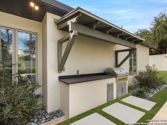 Image 27 of 32 For 151 Morningside Dr