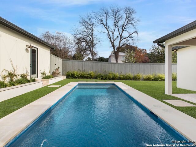 Image 28 of 32 For 151 Morningside Dr