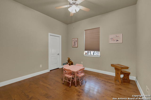 Image 13 of 39 For 10319 Oak Forest