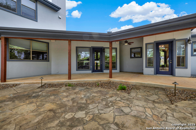 Image 34 of 39 For 10319 Oak Forest
