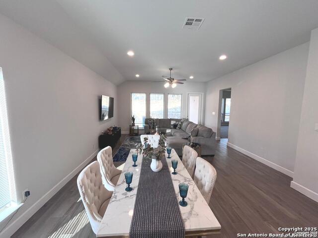 Image 7 of 15 For 221 Navarro  