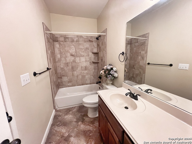 Image 17 of 24 For 2213 Garden Gate Circle