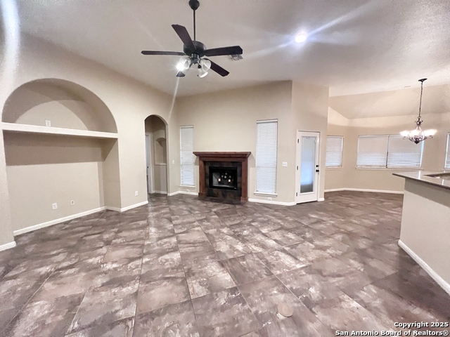 Image 5 of 24 For 2213 Garden Gate Circle