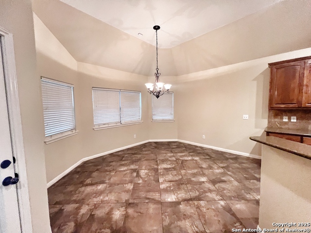 Image 6 of 24 For 2213 Garden Gate Circle