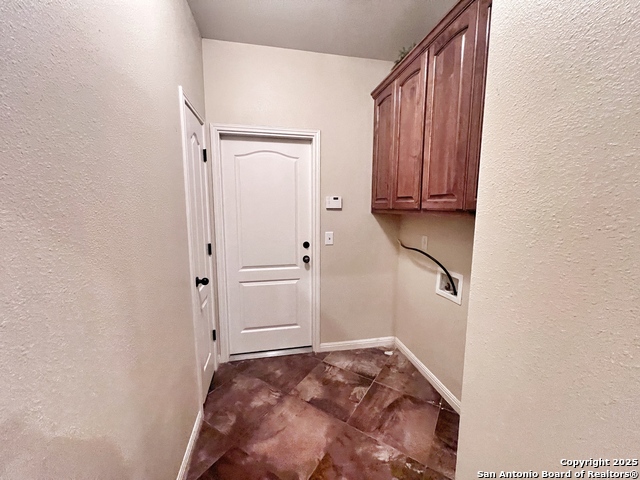 Image 9 of 24 For 2213 Garden Gate Circle