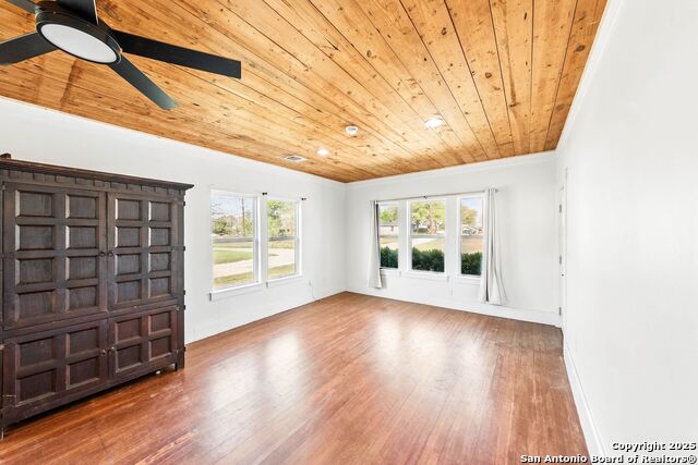 Image 6 of 47 For 104 Persons St
