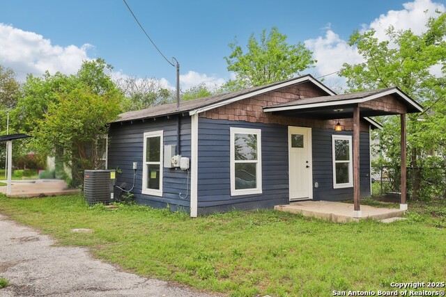 Details for 1360 Essex  , San Antonio, TX 78210