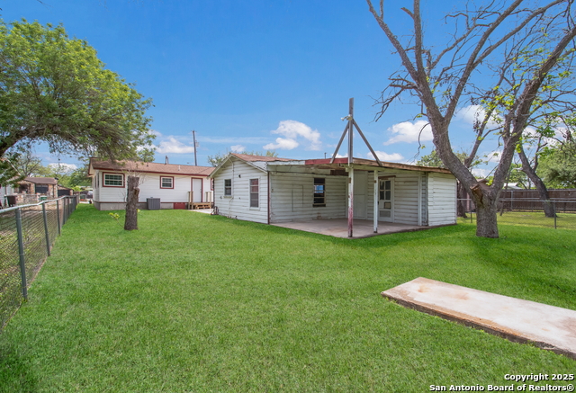Image 13 of 14 For 1043 Kendalia Avenue