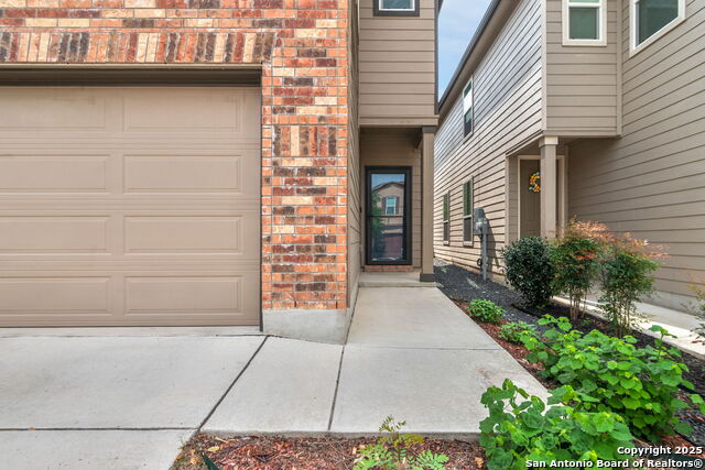 Image 3 of 17 For 5911 Eckhert Rd  144