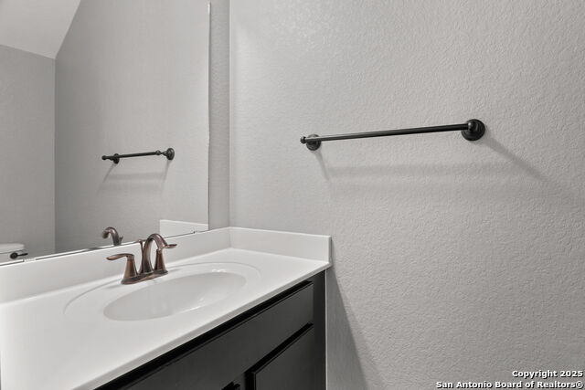 Image 7 of 17 For 5911 Eckhert Rd  144