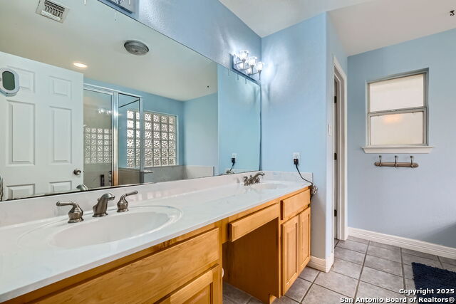 Image 23 of 39 For 6125 Wegner Rd
