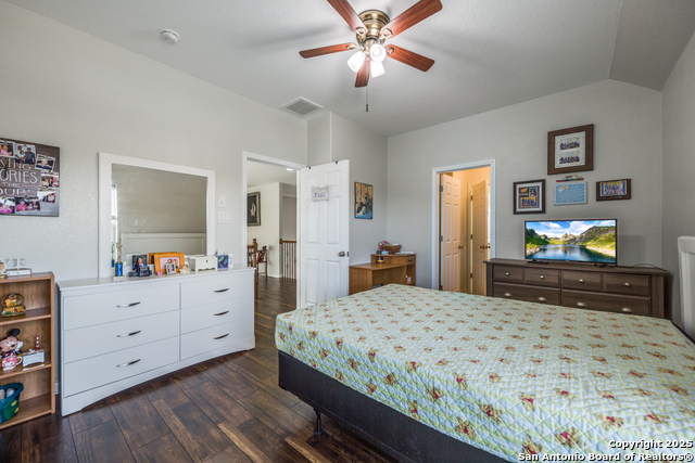 Image 27 of 36 For 3018 Hanfro Way