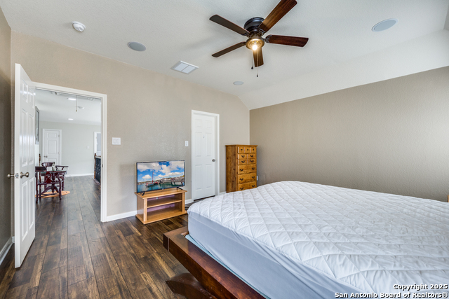 Image 30 of 36 For 3018 Hanfro Way