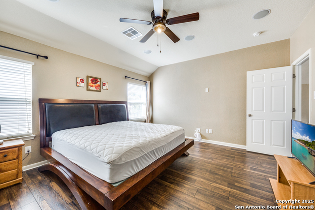 Image 31 of 36 For 3018 Hanfro Way
