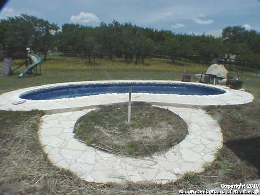 Image 11 of 47 For 3011 River Way