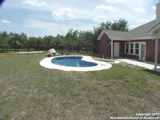Image 14 of 47 For 3011 River Way