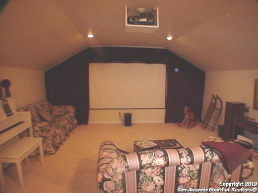 Image 15 of 47 For 3011 River Way