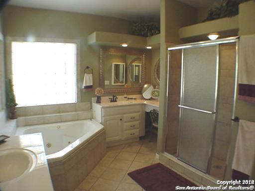 Image 17 of 47 For 3011 River Way
