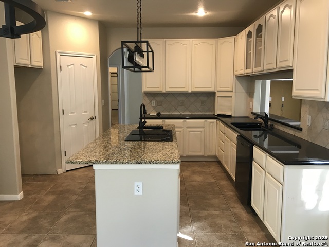 Image 44 of 47 For 3011 River Way
