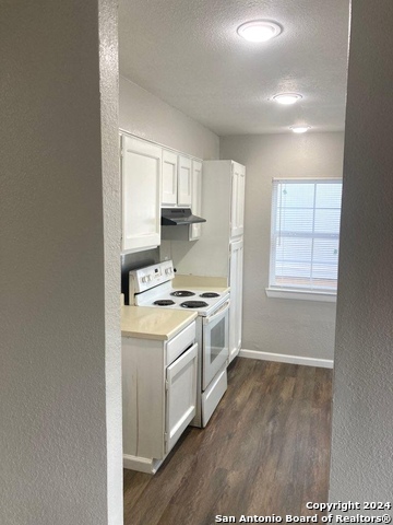Image 2 of 14 For 1225 Churing Dr