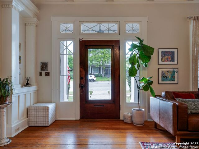 Image 10 of 38 For 115 Magnolia E