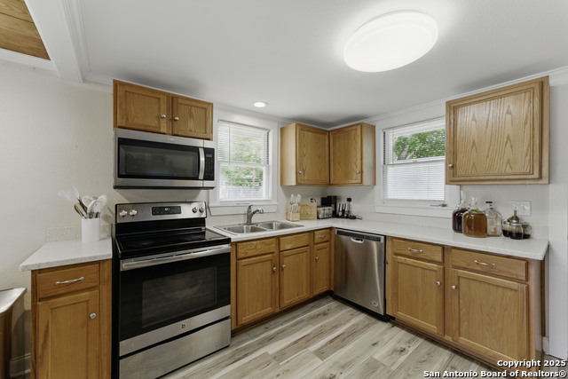 Image 11 of 29 For 411 Ellis  