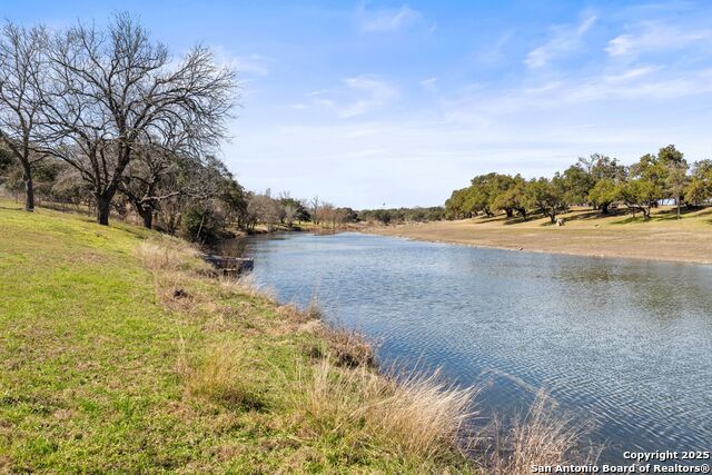 Image 17 of 28 For 1068 Ranch Road 165