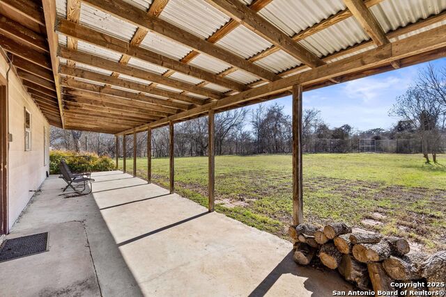 Image 19 of 28 For 1068 Ranch Road 165