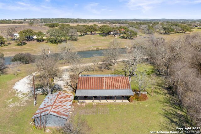 Image 21 of 28 For 1068 Ranch Road 165