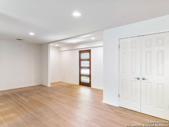 Image 5 of 37 For 602 Northridge Dr