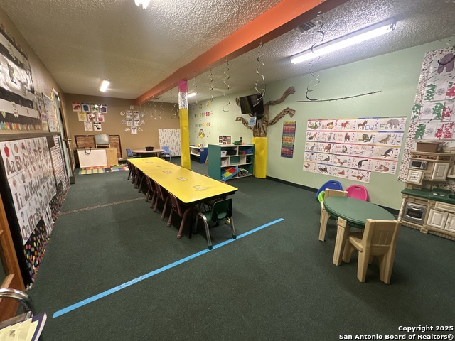 Listing photo id 17 for 2000 10th