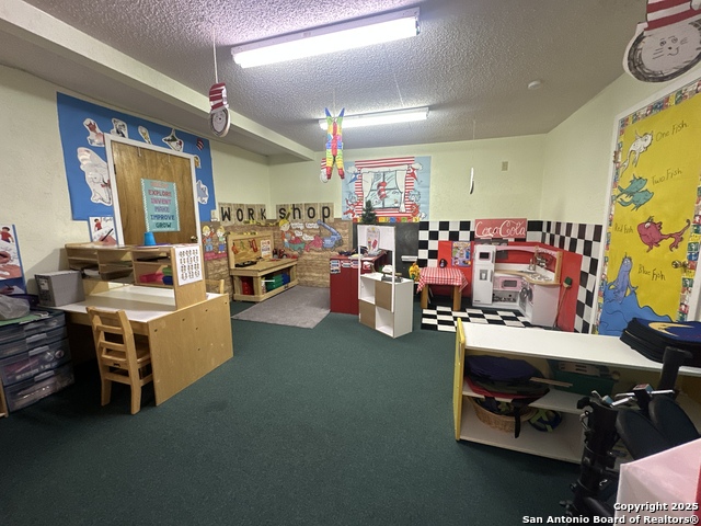 Listing photo id 21 for 2000 10th