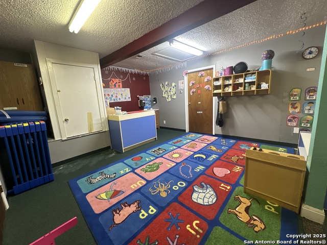 Listing photo id 25 for 2000 10th