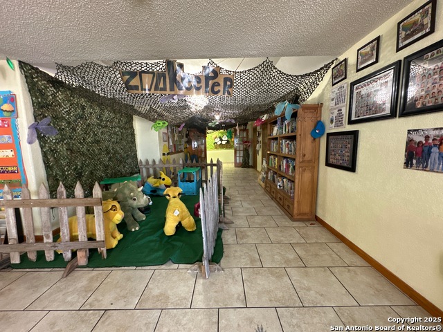 Listing photo id 1 for 2000 10th