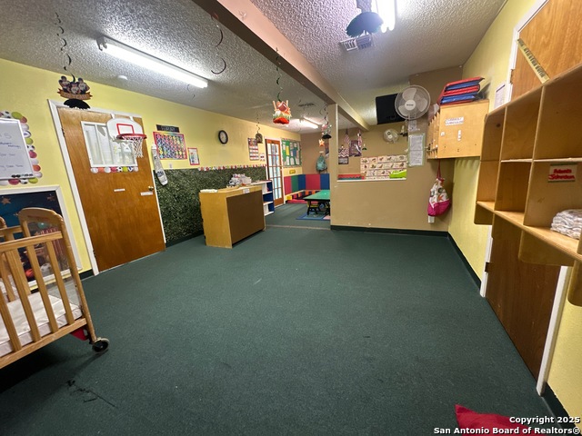 Listing photo id 34 for 2000 10th