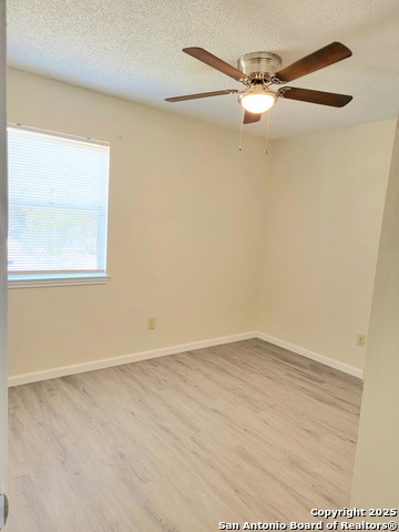 Image 8 of 10 For 4150 Winesap Dr.