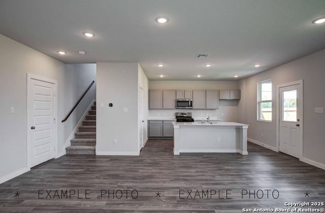 Image 10 of 18 For 10634 Fairchild Way