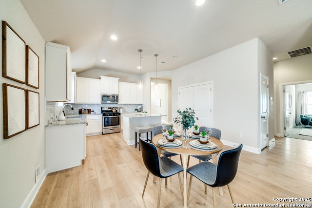 Image 10 of 31 For 6583 Mason Valley