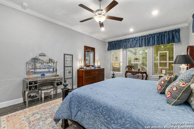Listing photo id 22 for 22815 Grande Vista