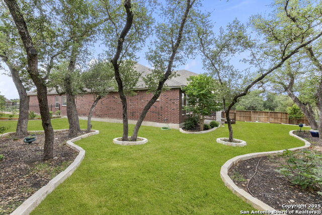 Listing photo id 36 for 22815 Grande Vista