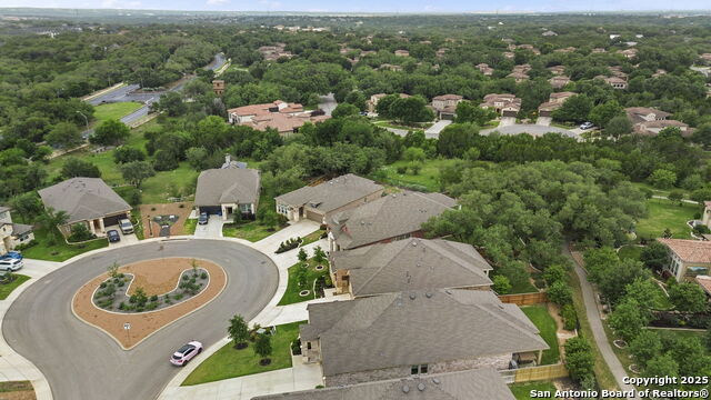 Listing photo id 39 for 22815 Grande Vista