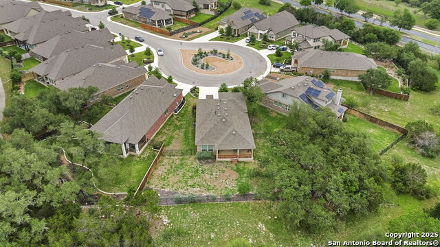Listing photo id 40 for 22815 Grande Vista