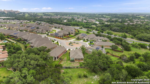 Listing photo id 43 for 22815 Grande Vista