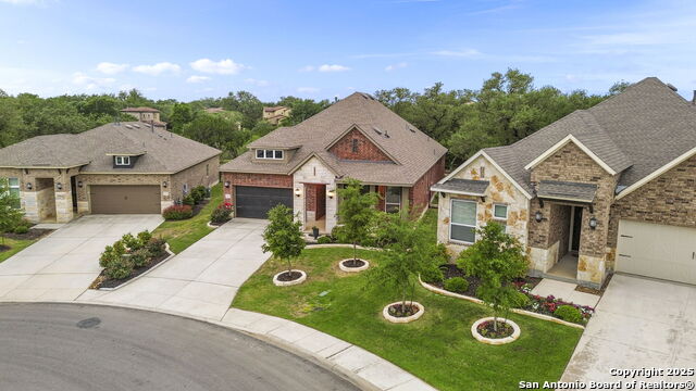 Listing photo id 6 for 22815 Grande Vista
